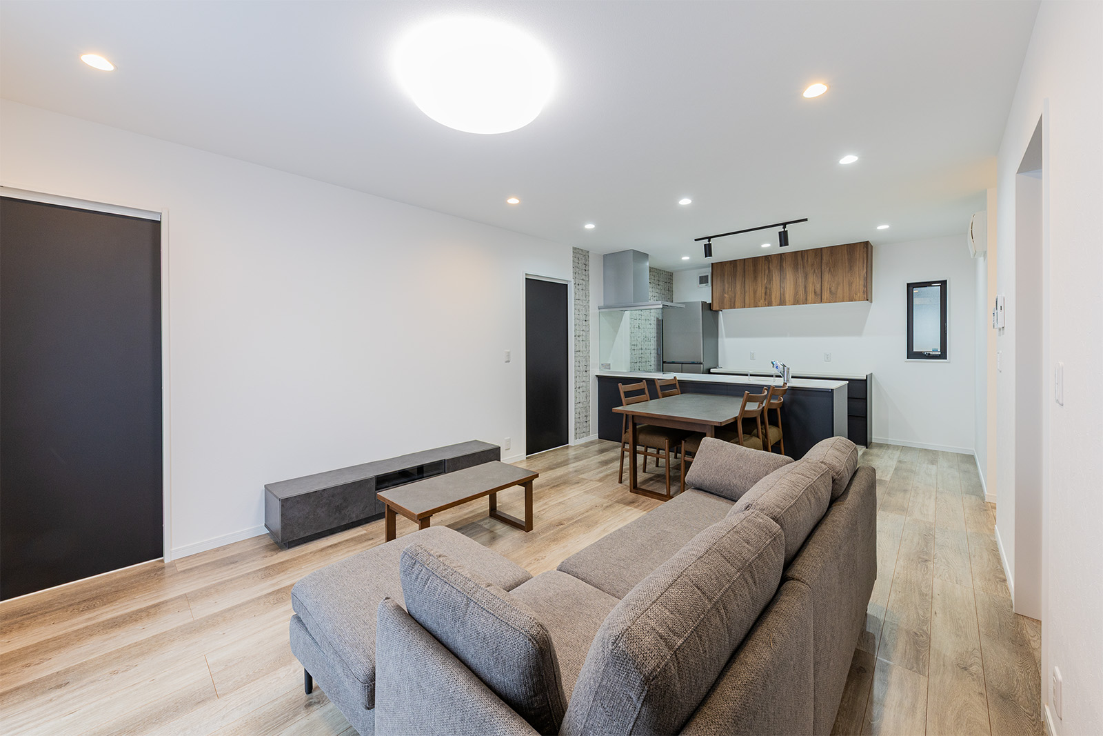 セントラルパーク南鷹尾A棟-001