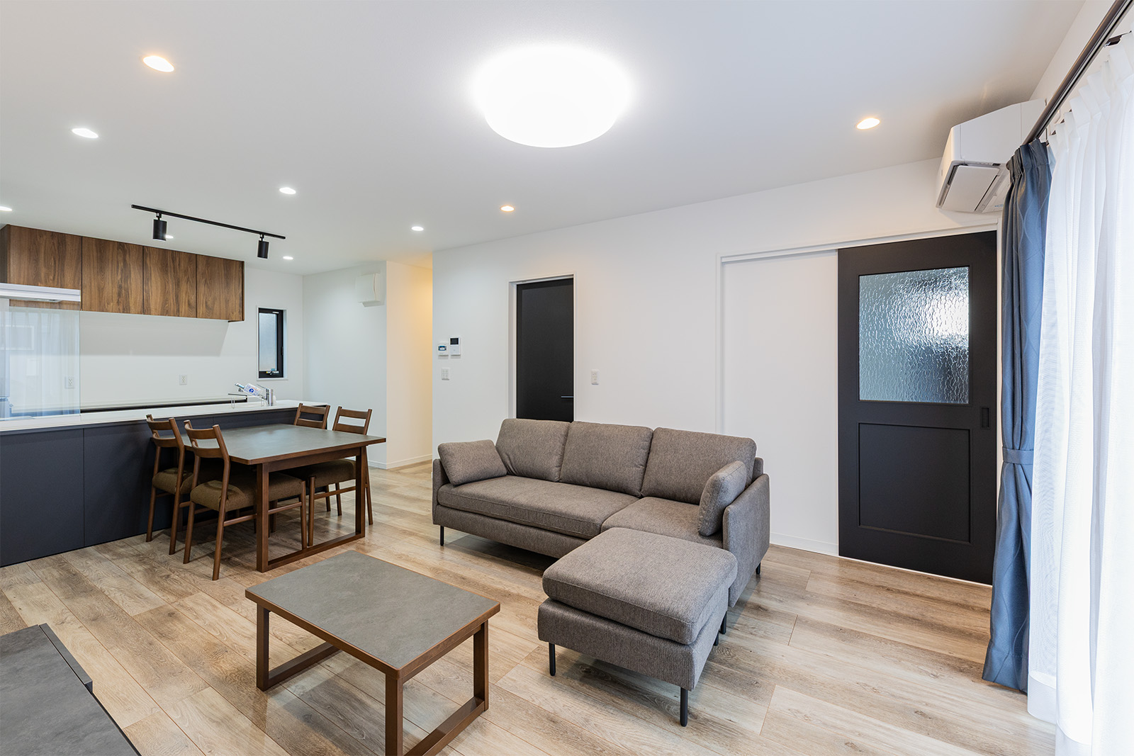 セントラルパーク南鷹尾A棟-003